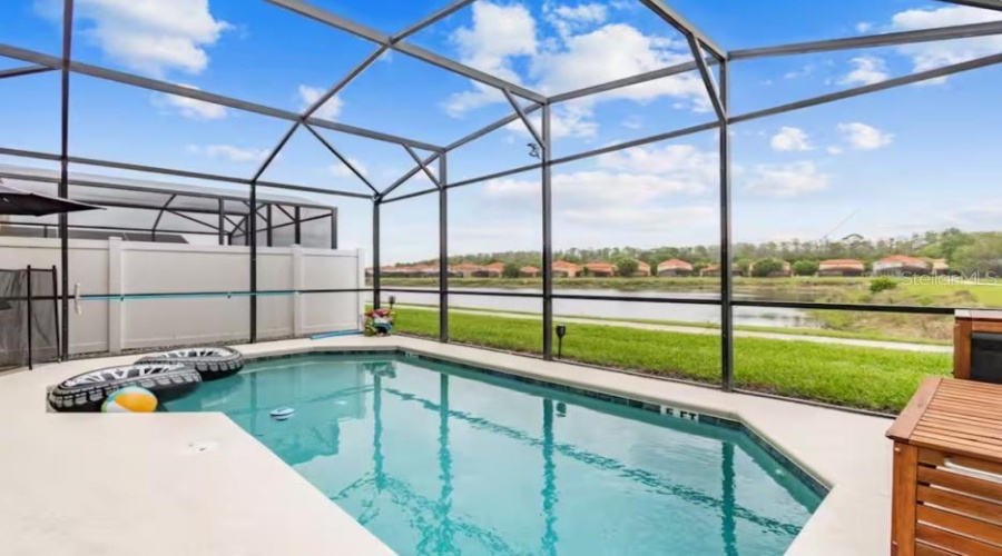 KISSIMMEE, Florida 34746, 4 Bedrooms Bedrooms, ,3 BathroomsBathrooms,Residential,For Sale,LAS FUENTES,0,MFRO6399892