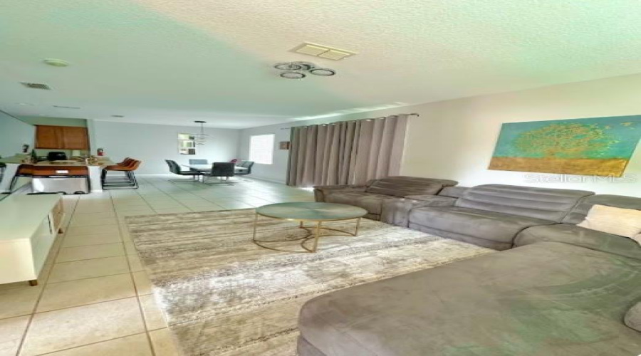 KISSIMMEE, Florida 34746, 4 Bedrooms Bedrooms, ,3 BathroomsBathrooms,Residential,For Sale,LAS FUENTES,0,MFRO6399892