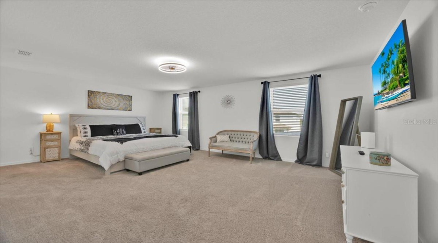 DAVENPORT, Florida 33896, 5 Bedrooms Bedrooms, ,4 BathroomsBathrooms,Residential,For Sale,LANCASHIRE,0,MFRO6400047