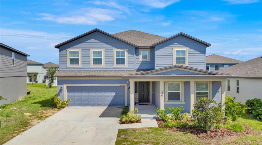 DAVENPORT, Florida 33896, 5 Bedrooms Bedrooms, ,4 BathroomsBathrooms,Residential,For Sale,LANCASHIRE,0,MFRO6400047