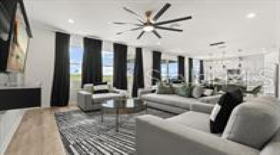 KISSIMMEE, Florida 34747, 5 Bedrooms Bedrooms, ,3 BathroomsBathrooms,Residential,For Sale,BEACH TEA,0,MFRS5148065