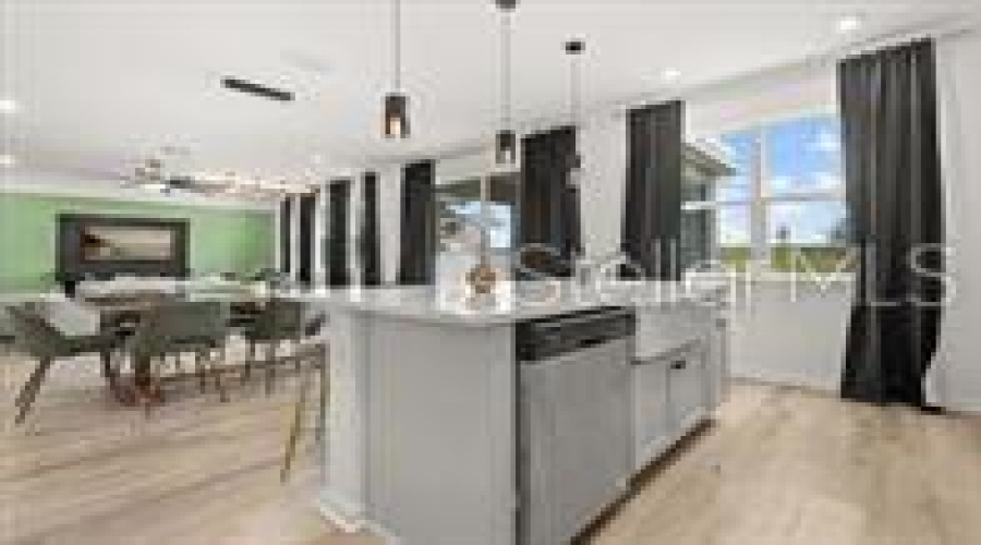 KISSIMMEE, Florida 34747, 5 Bedrooms Bedrooms, ,3 BathroomsBathrooms,Residential,For Sale,BEACH TEA,0,MFRS5148065