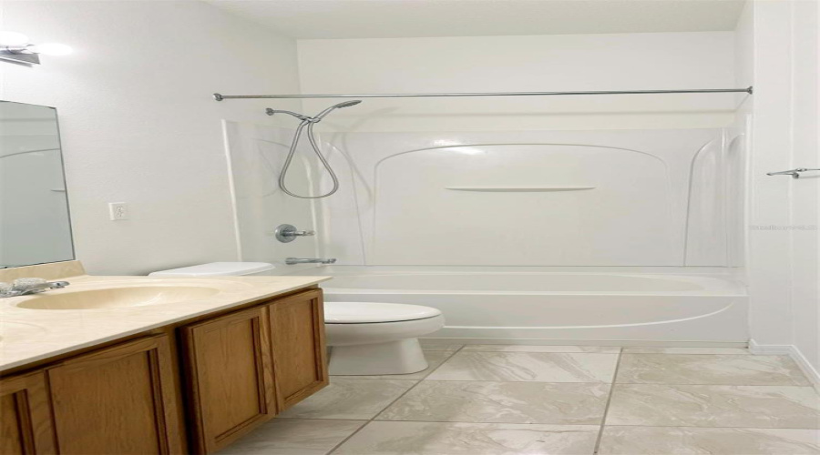 DAVENPORT, Florida 33897, 4 Bedrooms Bedrooms, ,3 BathroomsBathrooms,Residential,For Sale,KETTERING,0,MFRO6399591