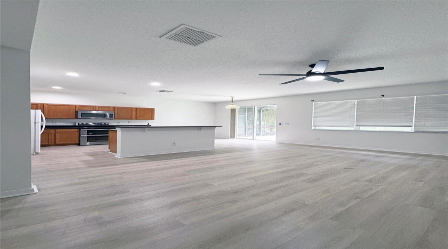 DAVENPORT, Florida 33897, 4 Bedrooms Bedrooms, ,3 BathroomsBathrooms,Residential,For Sale,KETTERING,0,MFRO6399591