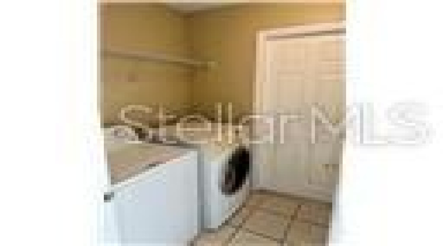 KISSIMMEE, Florida 34746, 4 Bedrooms Bedrooms, ,3 BathroomsBathrooms,Residential,For Sale,LIBERTY HALL,0,MFRS5083649