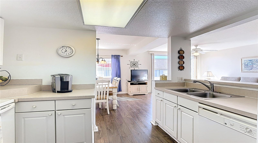 DAVENPORT, Florida 33897, 4 Bedrooms Bedrooms, ,3 BathroomsBathrooms,Residential,For Sale,ORCHID,0,MFRO6389226