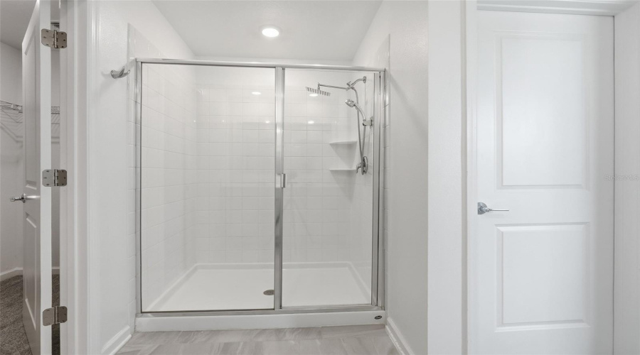 DAVENPORT, Florida 33837, 5 Bedrooms Bedrooms, ,2 BathroomsBathrooms,Residential,For Sale,JETT,0,MFRO6399602