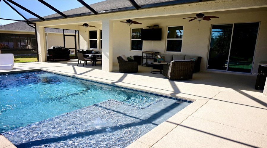 DAVENPORT, Florida 33837, 4 Bedrooms Bedrooms, ,2 BathroomsBathrooms,Residential,For Sale,BRIDGEFORD CROSSING,0,MFRS5144519