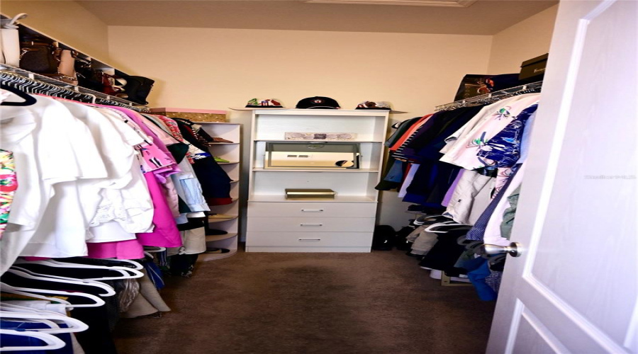 DAVENPORT, Florida 33837, 4 Bedrooms Bedrooms, ,2 BathroomsBathrooms,Residential,For Sale,BRIDGEFORD CROSSING,0,MFRS5144519