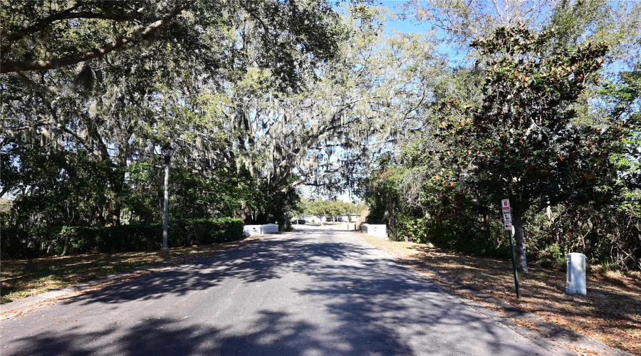 DAVENPORT, Florida 33837, 4 Bedrooms Bedrooms, ,2 BathroomsBathrooms,Residential,For Sale,BRIDGEFORD CROSSING,0,MFRS5144519