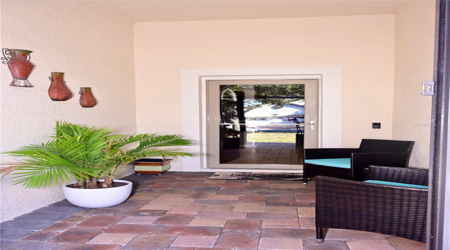 DAVENPORT, Florida 33837, 4 Bedrooms Bedrooms, ,2 BathroomsBathrooms,Residential,For Sale,BRIDGEFORD CROSSING,0,MFRS5144519