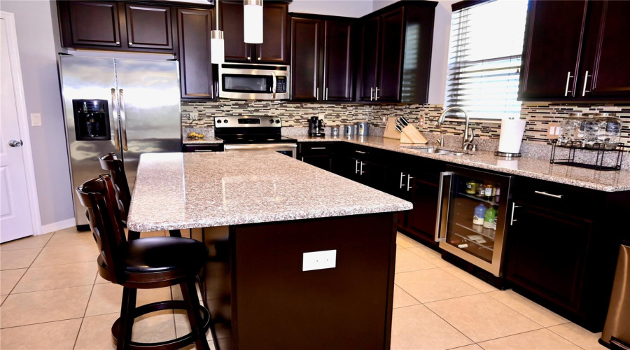 DAVENPORT, Florida 33837, 4 Bedrooms Bedrooms, ,2 BathroomsBathrooms,Residential,For Sale,BRIDGEFORD CROSSING,0,MFRS5144519