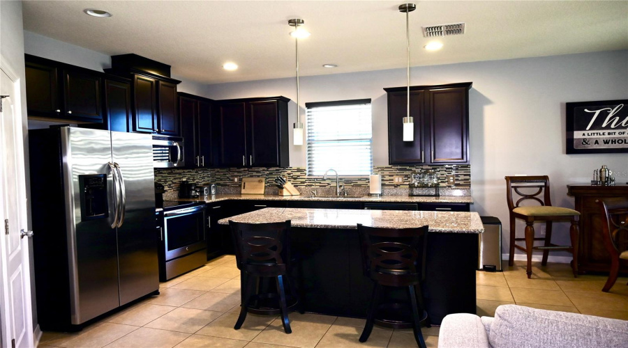 DAVENPORT, Florida 33837, 4 Bedrooms Bedrooms, ,2 BathroomsBathrooms,Residential,For Sale,BRIDGEFORD CROSSING,0,MFRS5144519