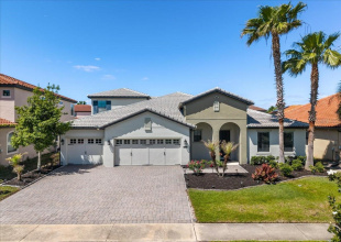 KISSIMMEE, Florida 34746, 5 Bedrooms Bedrooms, ,4 BathroomsBathrooms,Residential,For Sale,SHORESIDE,0,MFRO6399579