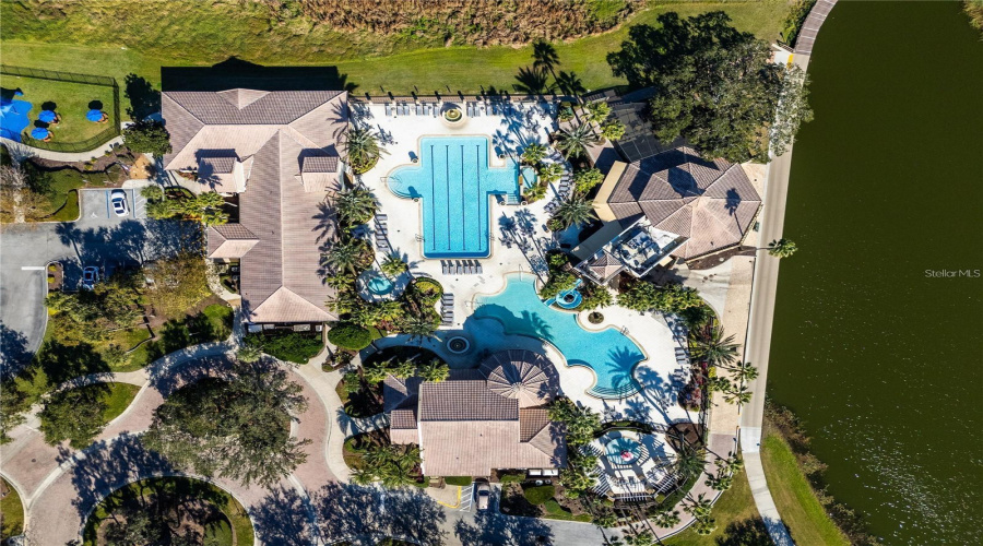 KISSIMMEE, Florida 34746, 5 Bedrooms Bedrooms, ,4 BathroomsBathrooms,Residential,For Sale,SHORESIDE,0,MFRO6399579