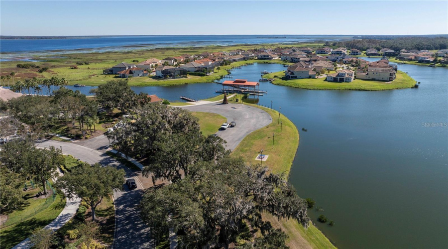 KISSIMMEE, Florida 34746, 5 Bedrooms Bedrooms, ,4 BathroomsBathrooms,Residential,For Sale,SHORESIDE,0,MFRO6399579