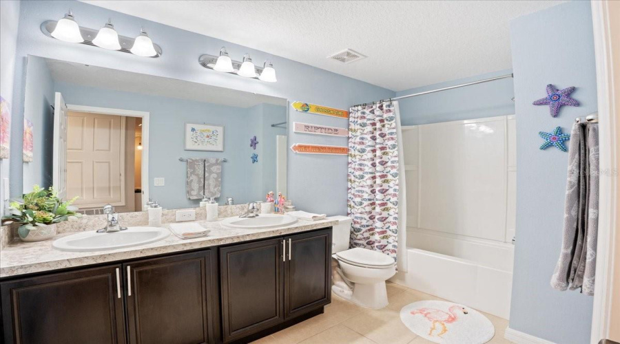 KISSIMMEE, Florida 34746, 3 Bedrooms Bedrooms, ,2 BathroomsBathrooms,Residential,For Sale,BEAU,0,MFRO6400372