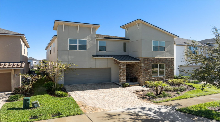 KISSIMMEE, Florida 34747, 9 Bedrooms Bedrooms, ,6 BathroomsBathrooms,Residential,For Sale,CARIBBEAN VIEW,0,MFRTB8408125