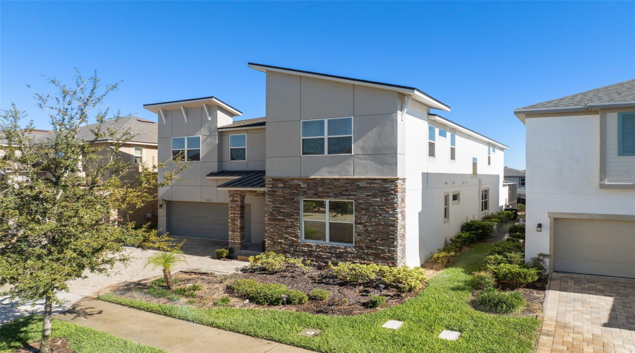 KISSIMMEE, Florida 34747, 9 Bedrooms Bedrooms, ,6 BathroomsBathrooms,Residential,For Sale,CARIBBEAN VIEW,0,MFRTB8408125