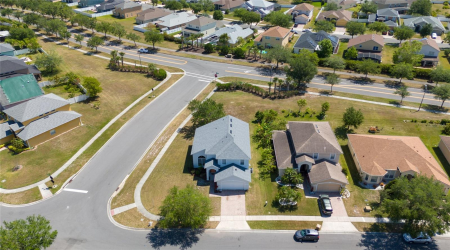 KISSIMMEE, Florida 34746, 5 Bedrooms Bedrooms, ,3 BathroomsBathrooms,Residential,For Sale,PATRICIAN,0,MFRS5148124
