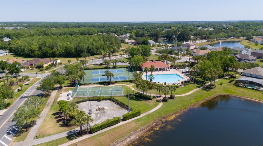 KISSIMMEE, Florida 34746, 5 Bedrooms Bedrooms, ,3 BathroomsBathrooms,Residential,For Sale,PATRICIAN,0,MFRS5148124