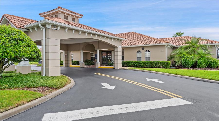 DAVENPORT, Florida 33897, 5 Bedrooms Bedrooms, ,3 BathroomsBathrooms,Residential,For Sale,BRUNELLO,0,MFRO6400370