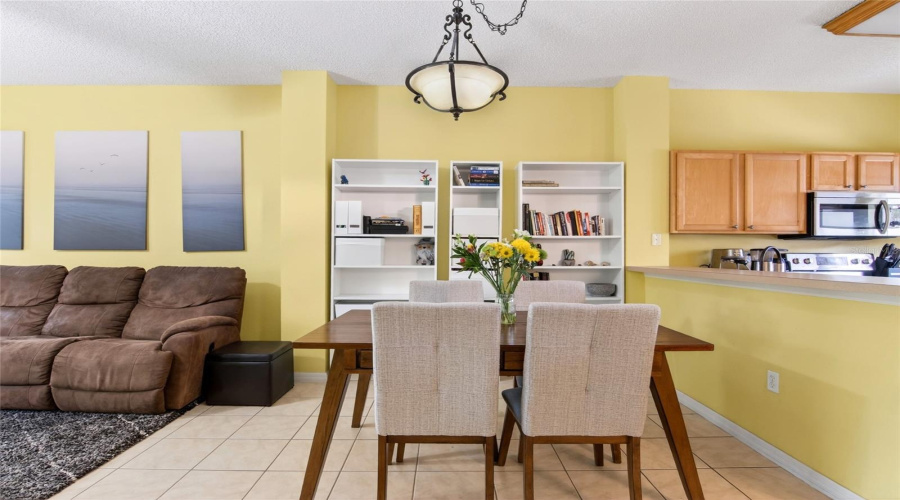 KISSIMMEE, Florida 34747, 3 Bedrooms Bedrooms, ,2 BathroomsBathrooms,Residential,For Sale,CRYSTAL COVE,0,MFRG5109560