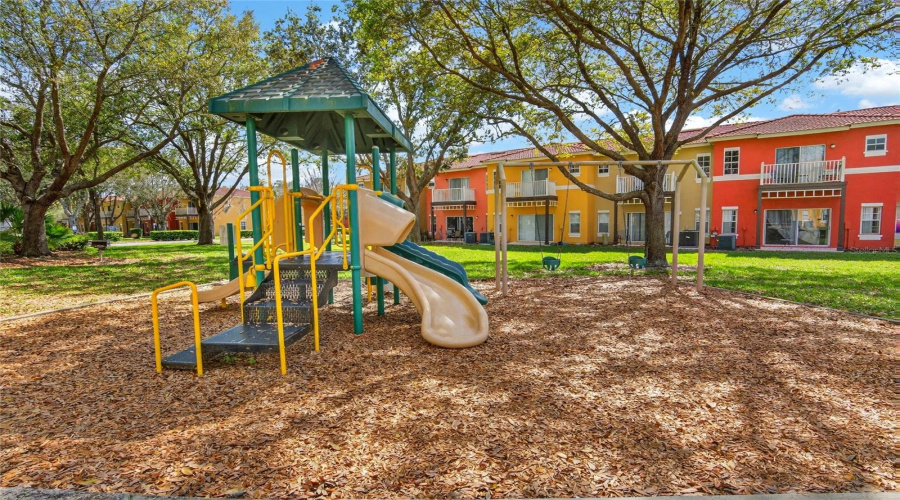 KISSIMMEE, Florida 34747, 3 Bedrooms Bedrooms, ,2 BathroomsBathrooms,Residential,For Sale,CRYSTAL COVE,0,MFRG5109560