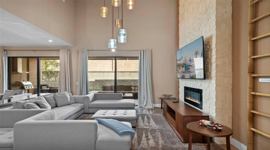 KISSIMMEE, Florida 34747, 3 Bedrooms Bedrooms, ,3 BathroomsBathrooms,Residential,For Sale,ROCKEFELLER,0,MFRS5148134