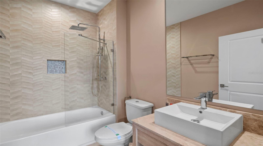 KISSIMMEE, Florida 34747, 3 Bedrooms Bedrooms, ,3 BathroomsBathrooms,Residential,For Sale,ROCKEFELLER,0,MFRS5148134