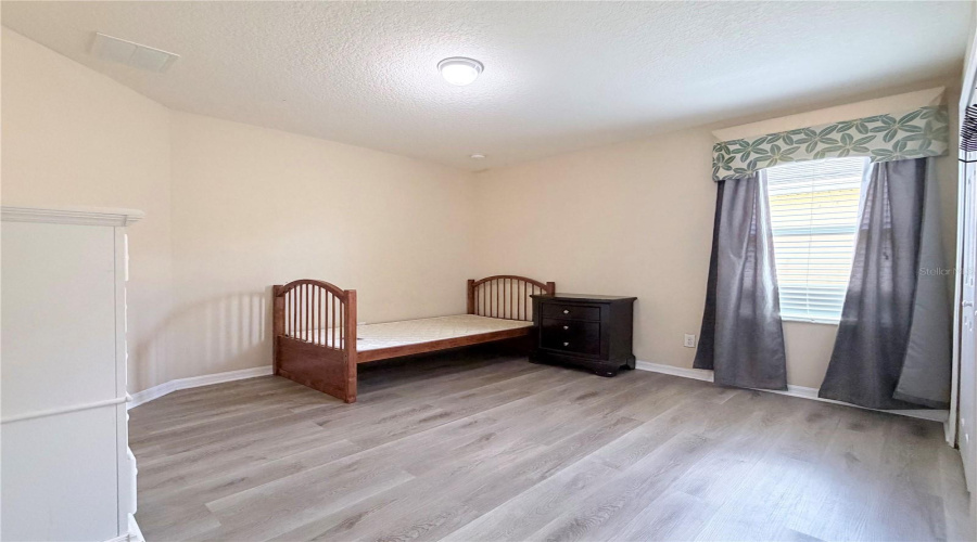 KISSIMMEE, Florida 34746, 6 Bedrooms Bedrooms, ,4 BathroomsBathrooms,Residential,For Sale,DHARMA,0,MFRO6400397