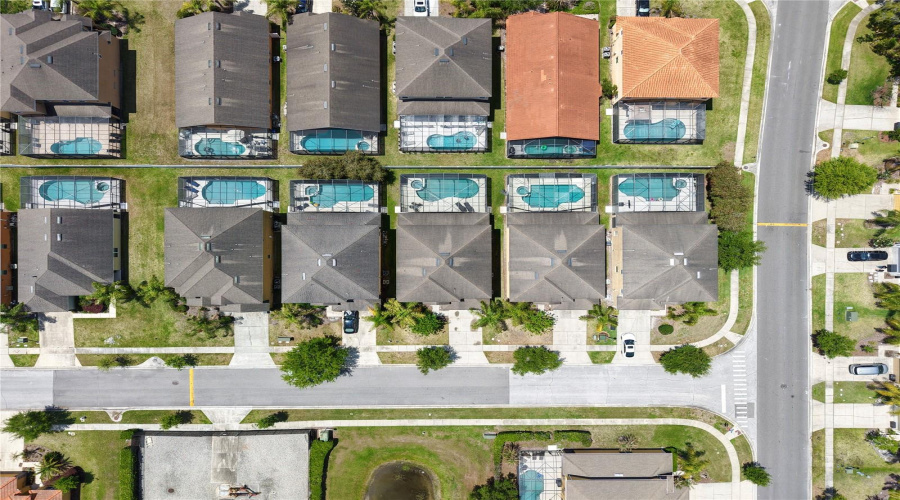 KISSIMMEE, Florida 34746, 6 Bedrooms Bedrooms, ,4 BathroomsBathrooms,Residential,For Sale,DHARMA,0,MFRO6400397