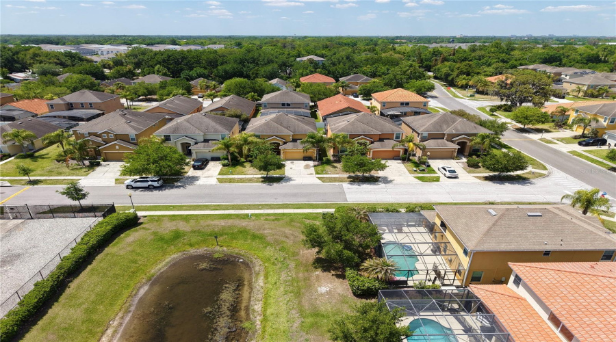 KISSIMMEE, Florida 34746, 6 Bedrooms Bedrooms, ,4 BathroomsBathrooms,Residential,For Sale,DHARMA,0,MFRO6400397