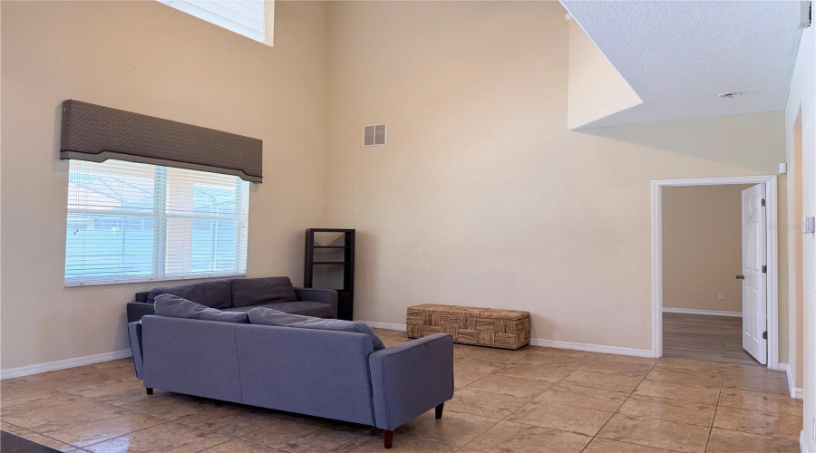 KISSIMMEE, Florida 34746, 6 Bedrooms Bedrooms, ,4 BathroomsBathrooms,Residential,For Sale,DHARMA,0,MFRO6400397