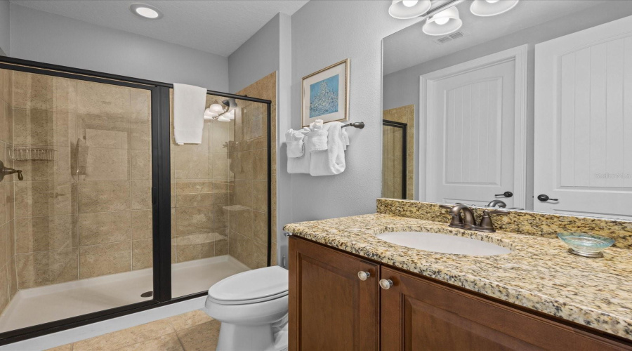 KISSIMMEE, Florida 34747, 5 Bedrooms Bedrooms, ,5 BathroomsBathrooms,Residential,For Sale,DESERT MOUNTAIN,0,MFRO6400399