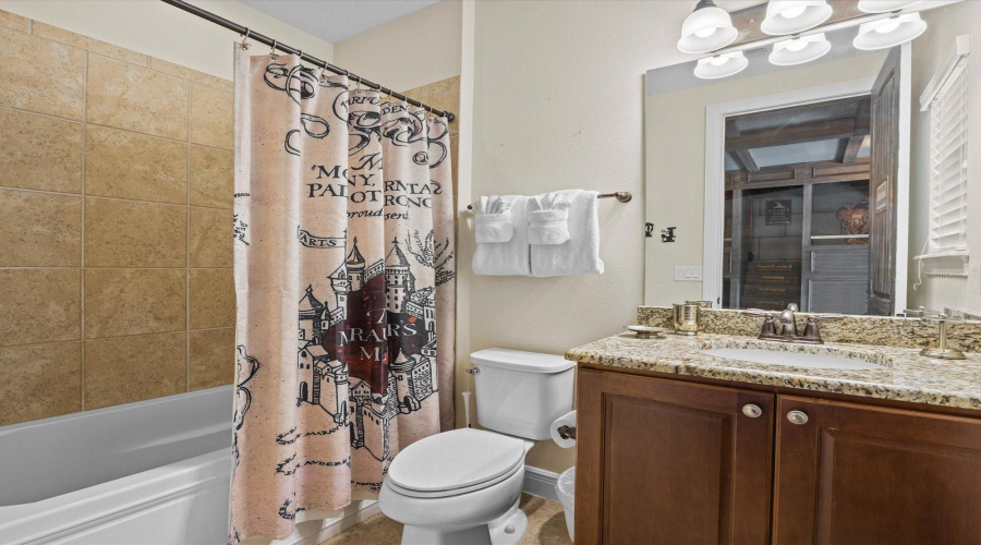 KISSIMMEE, Florida 34747, 5 Bedrooms Bedrooms, ,5 BathroomsBathrooms,Residential,For Sale,DESERT MOUNTAIN,0,MFRO6400399