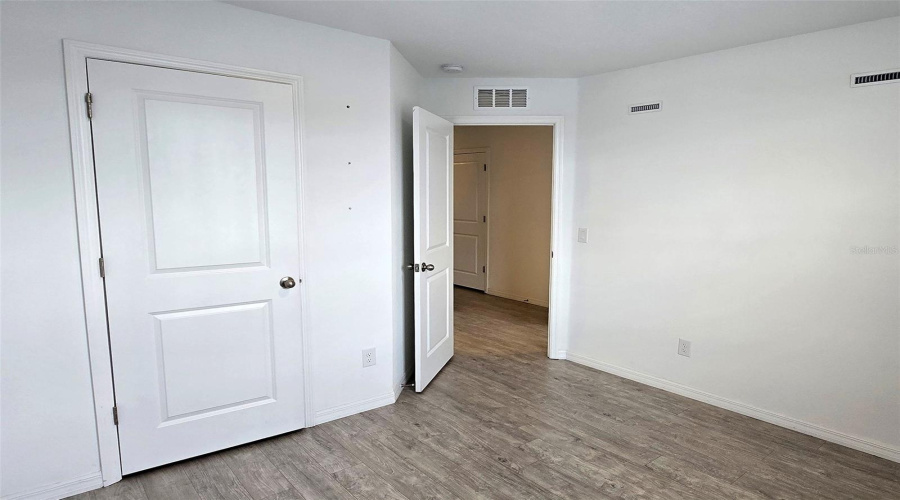 DAVENPORT, Florida 33896, 3 Bedrooms Bedrooms, ,2 BathroomsBathrooms,Residential,For Sale,LONGBOAT,0,MFRS5140554