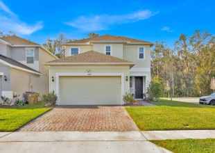 KISSIMMEE, Florida 34746, 4 Bedrooms Bedrooms, ,2 BathroomsBathrooms,Residential,For Sale,ROYAL POINT,0,MFRO6399758