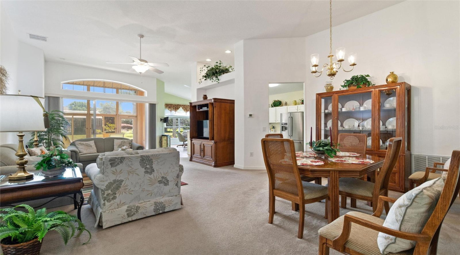 DAVENPORT, Florida 33837, 3 Bedrooms Bedrooms, ,2 BathroomsBathrooms,Residential,For Sale,ROYAL PALM DR,0,MFRS5147893