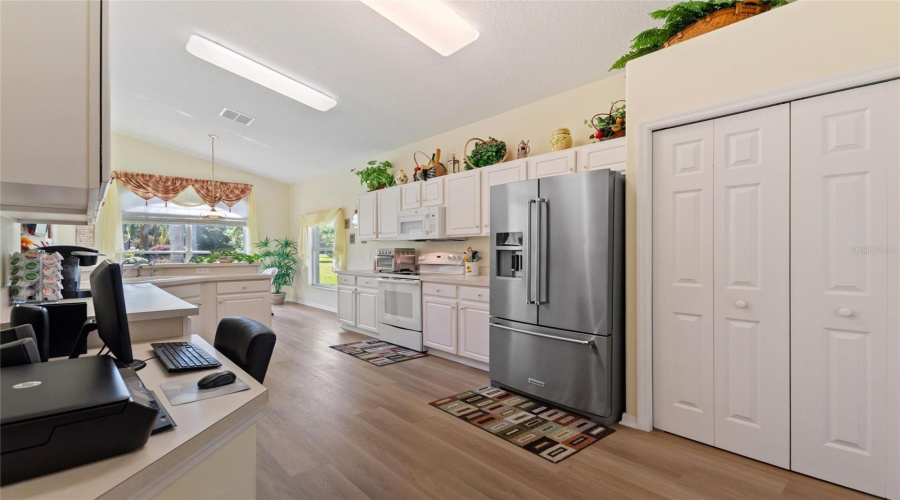 DAVENPORT, Florida 33837, 3 Bedrooms Bedrooms, ,2 BathroomsBathrooms,Residential,For Sale,ROYAL PALM DR,0,MFRS5147893