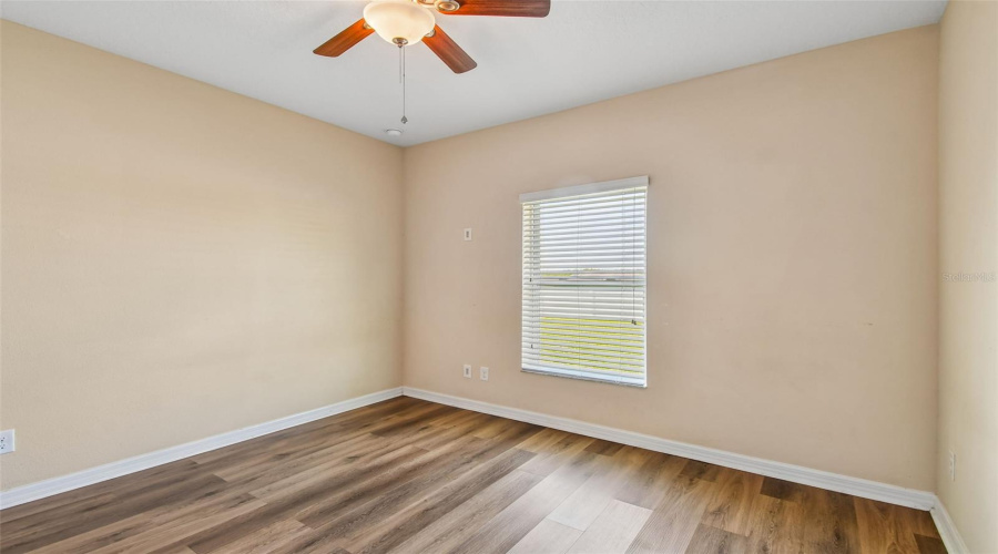 DAVENPORT, Florida 33897, 6 Bedrooms Bedrooms, ,3 BathroomsBathrooms,Residential,For Sale,WILLIAMSON,0,MFRTB8499367