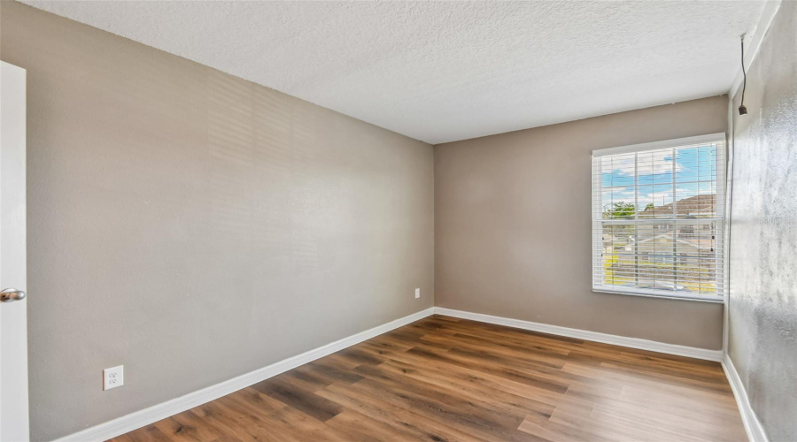 DAVENPORT, Florida 33897, 6 Bedrooms Bedrooms, ,3 BathroomsBathrooms,Residential,For Sale,WILLIAMSON,0,MFRTB8499367