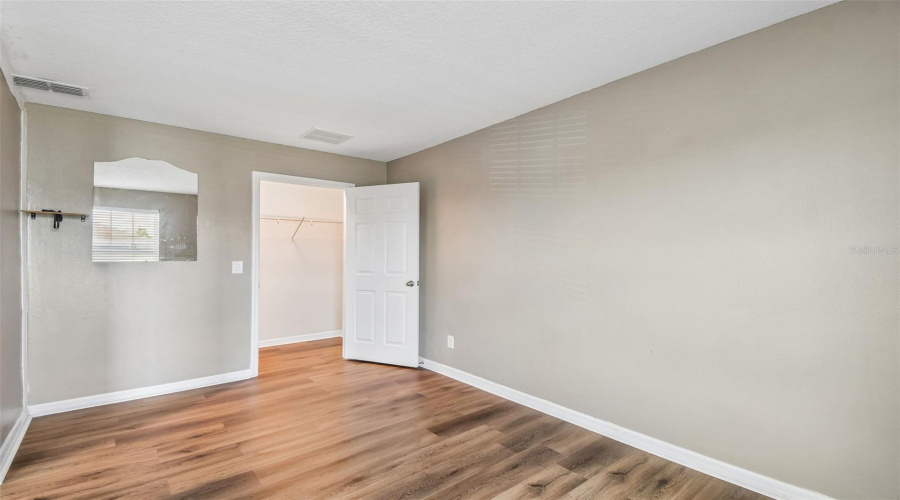 DAVENPORT, Florida 33897, 6 Bedrooms Bedrooms, ,3 BathroomsBathrooms,Residential,For Sale,WILLIAMSON,0,MFRTB8499367
