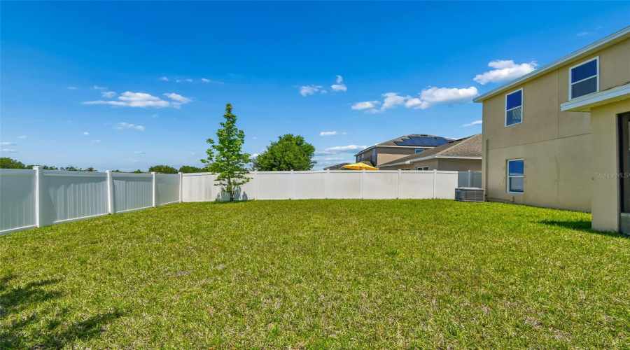 DAVENPORT, Florida 33897, 6 Bedrooms Bedrooms, ,3 BathroomsBathrooms,Residential,For Sale,WILLIAMSON,0,MFRTB8499367