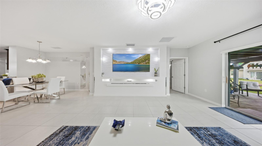 DAVENPORT, Florida 33837, 4 Bedrooms Bedrooms, ,2 BathroomsBathrooms,Residential,For Sale,SWAN SWIM,0,MFRS5147518