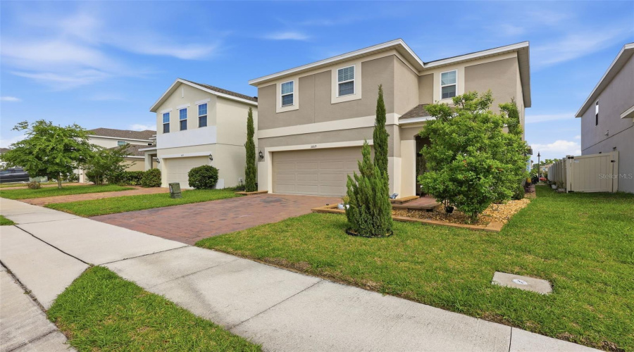 DAVENPORT, Florida 33837, 4 Bedrooms Bedrooms, ,2 BathroomsBathrooms,Residential,For Sale,SWAN SWIM,0,MFRS5147518