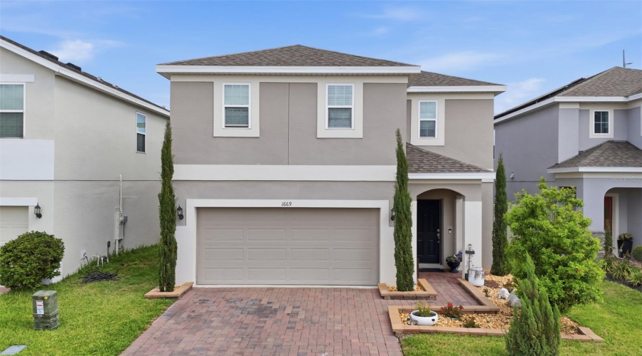 DAVENPORT, Florida 33837, 4 Bedrooms Bedrooms, ,2 BathroomsBathrooms,Residential,For Sale,SWAN SWIM,0,MFRS5147518