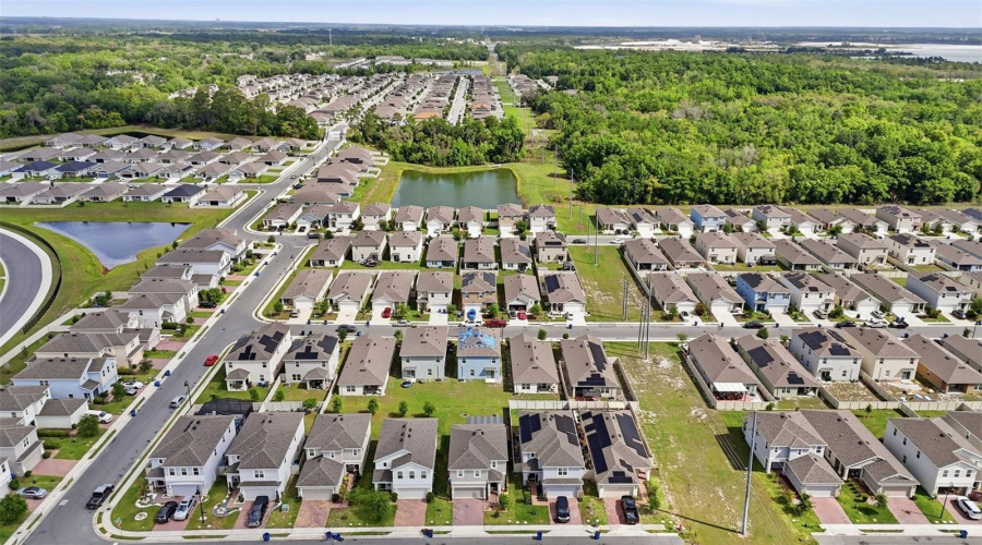 DAVENPORT, Florida 33837, 4 Bedrooms Bedrooms, ,2 BathroomsBathrooms,Residential,For Sale,SWAN SWIM,0,MFRS5147518