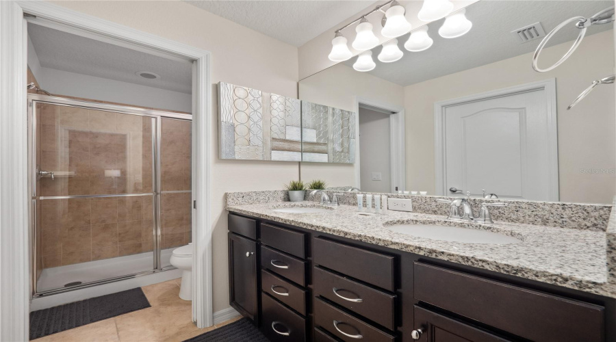 KISSIMMEE, Florida 34747, 4 Bedrooms Bedrooms, ,3 BathroomsBathrooms,Residential,For Sale,GENEVE,0,MFRS5147875