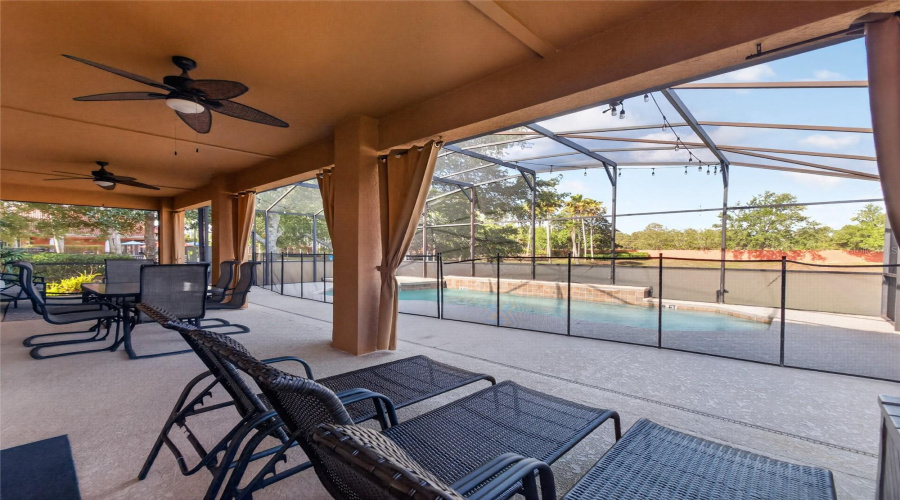 DAVENPORT, Florida 33897, 6 Bedrooms Bedrooms, ,5 BathroomsBathrooms,Residential,For Sale,SOLANA,0,MFRS5148085